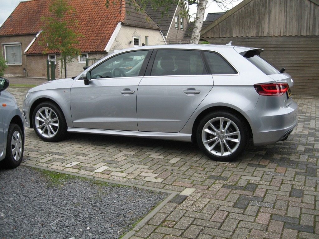 Audi A3 Sportback VERKOCHT foto's