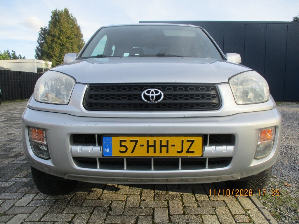 Toyota RAV4 1.8-16V VVT-i Luna foto's
