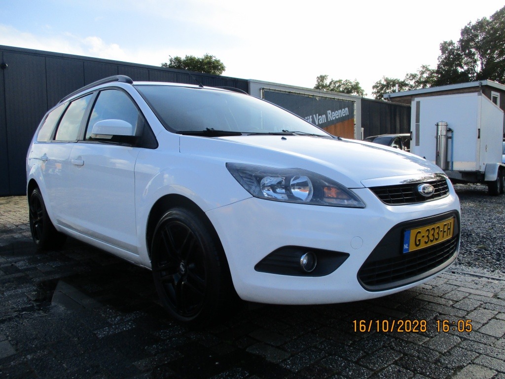 Ford FOCUS Wagon 1.6 Comf AIRCO APK 4-27 foto's